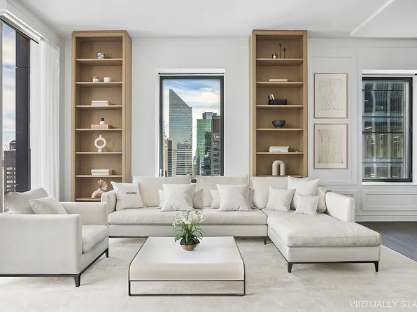 20 W 53rd St #39A, New York, NY 10019