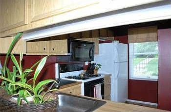 2nd image of 501 Bonnie Brae Dr