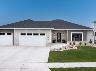 2106 Frisco Way, Bismarck, ND 58503