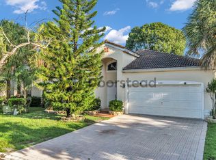4041 NW 62nd Ct, Pompano Beach, FL 33073