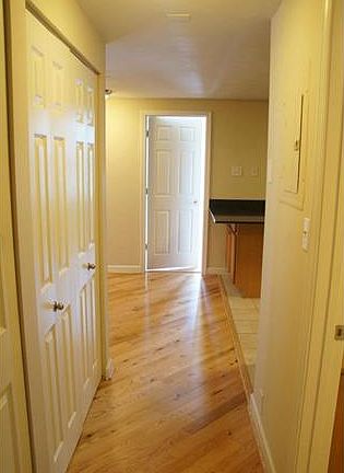 3rd image of 5646 Waterman Blvd #2SW