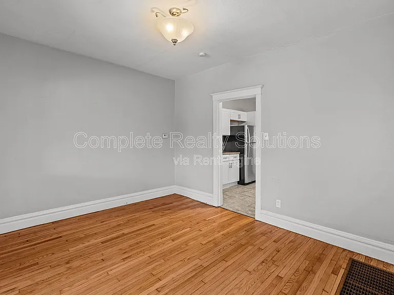 6263 Hoffman Ave #6263 — Photo 9