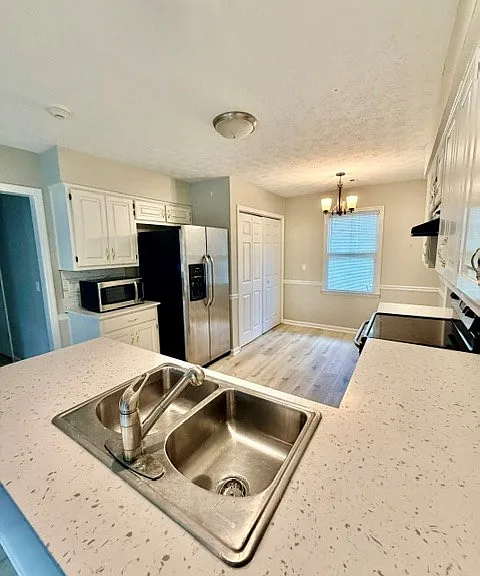 2512 Water Oak Dr — Photo 2