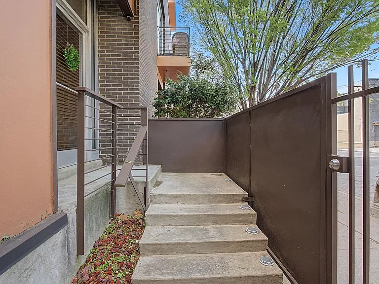437 Monroe Ave #106 — Photo 17
