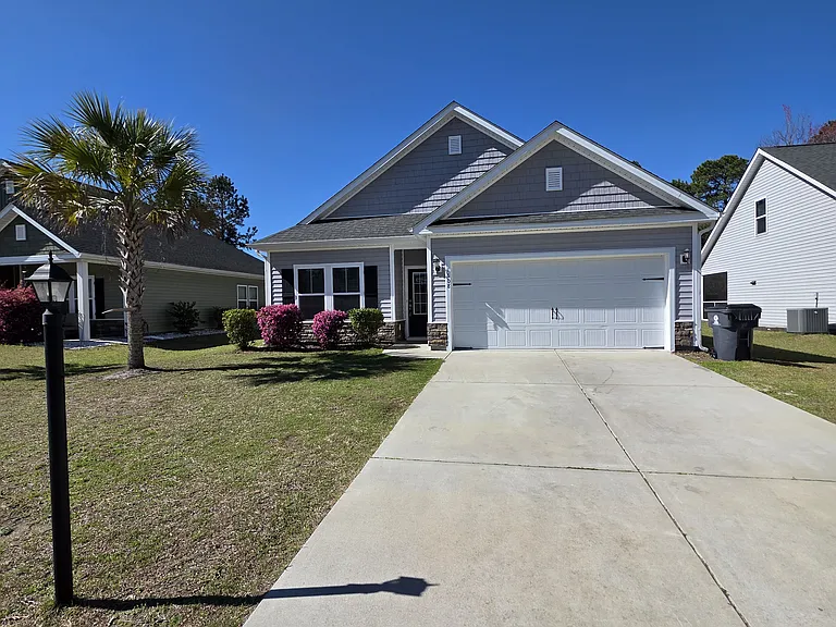 1608 Palmetto Palm Dr — Photo 2