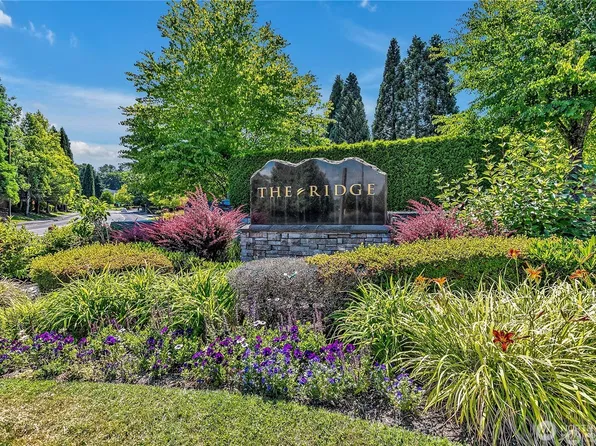 22121 41st Place S #202, Kent, WA 98032