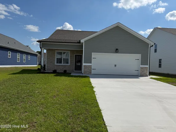 1024 Seven Iron Drive, Ayden, NC 28513