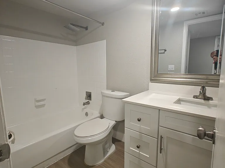 4405 S Semoran Blvd #7 — Photo 23