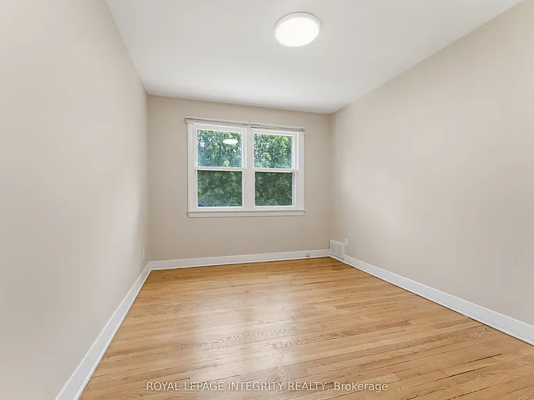 1873 Fairbanks Ave — Photo 14