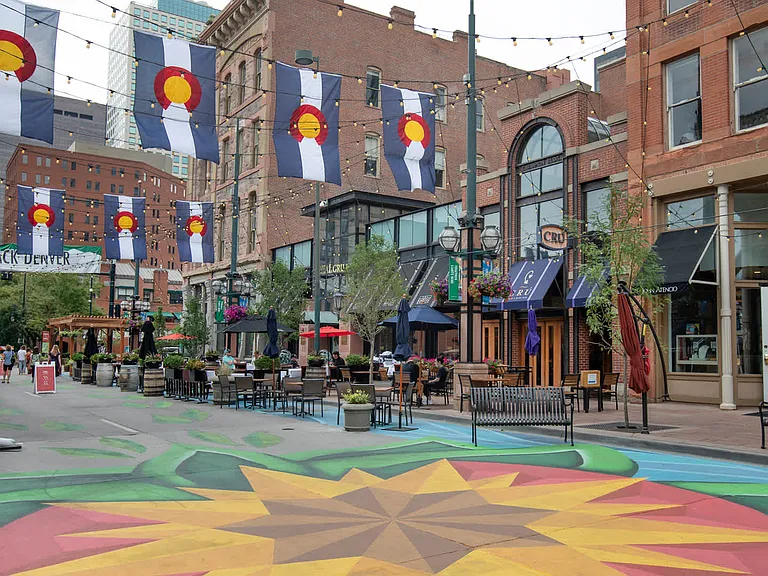 Discover your new favorite place to dine and socialize at Larimer Square.