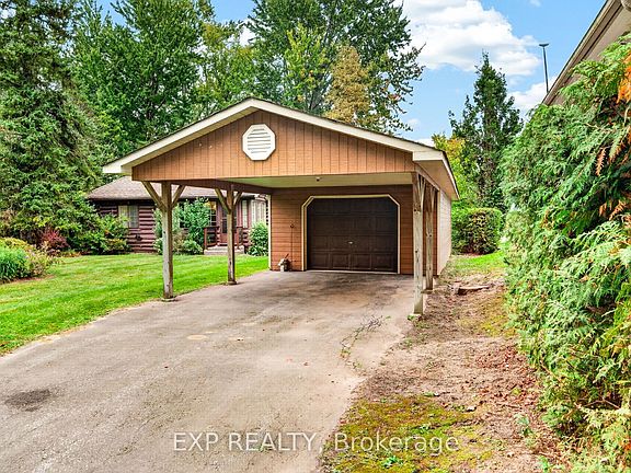 5th image of 607 Duclos Point Rd