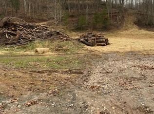 Sugar Camp Rd, Mineral Wells, WV 26150