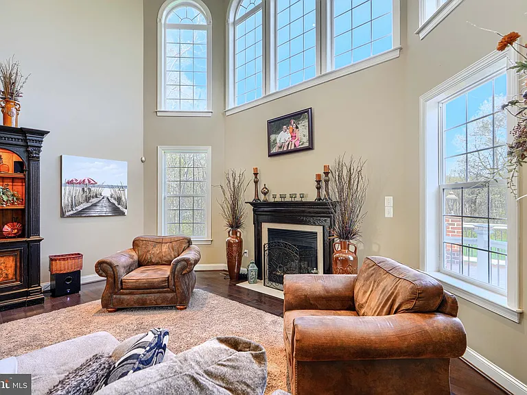 1319 Martin Meadows Dr — Photo 33