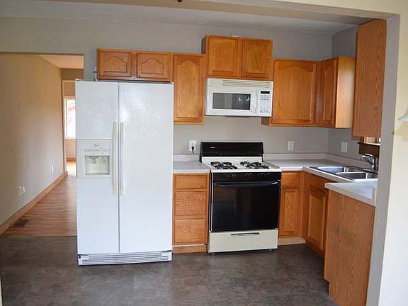 5th image of 707 McKinley St #S