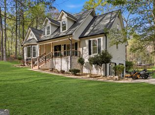 428 Deer Creek Trl, Hoschton, GA