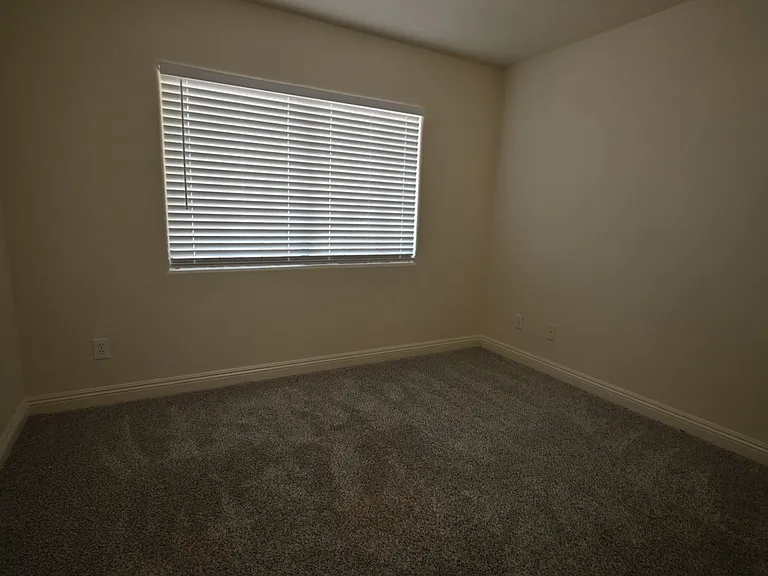 5472 Overlook Valley St — Photo 37