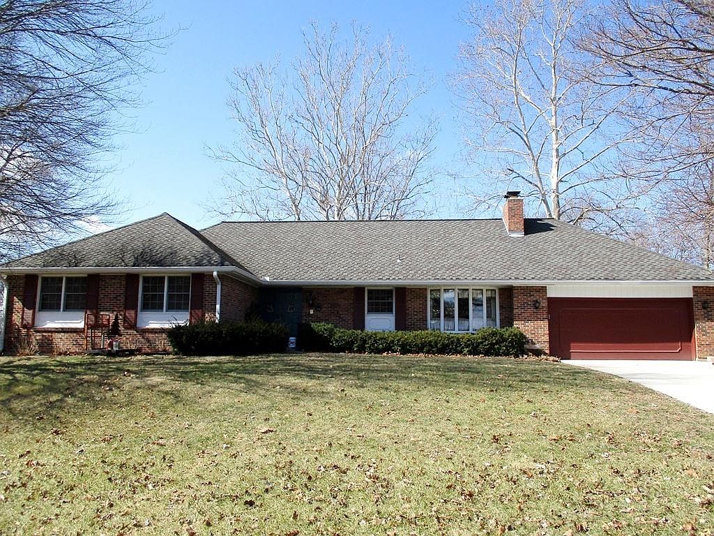 902 Vine St Chillicothe Mo 64601 Realtor Com