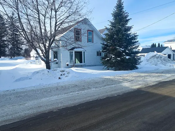 13 Smith St, Churubusco, NY 12923