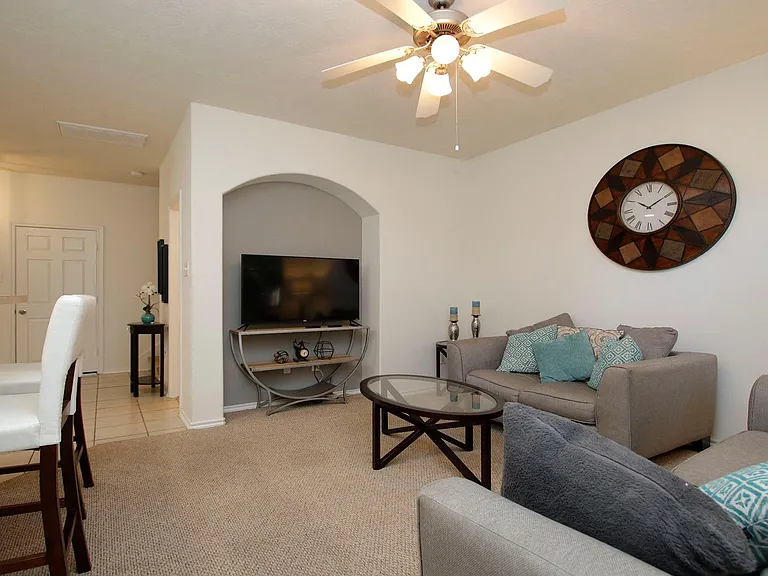 191 N Burberry Park Cir — Photo 13