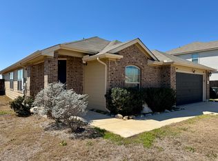 160 Sun Ray Dr, Kyle, TX 78640