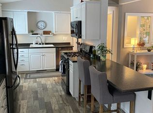 115 N Sherman St, Delavan, IL 61734