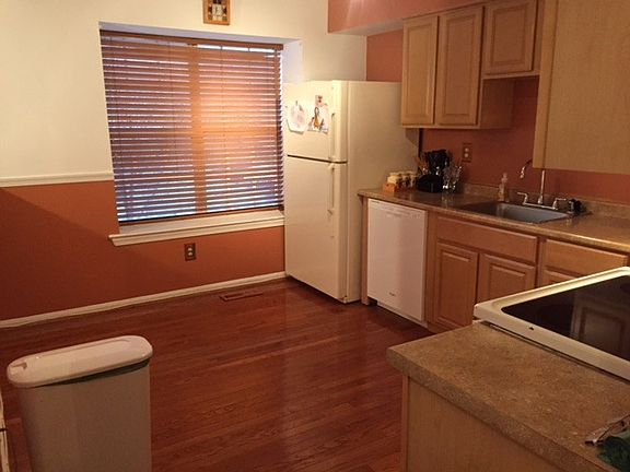 3rd image of 5231 Cannes Ct
