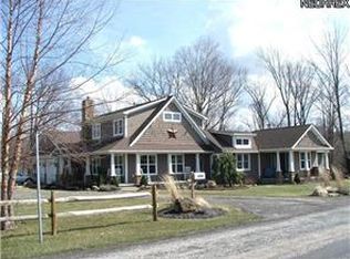 6988 River Rd, Madison, OH 44057