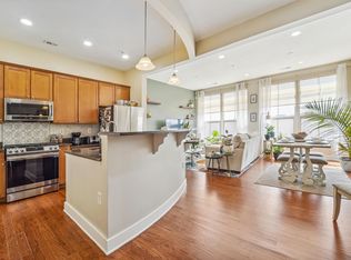 3 Greenwich Dr APT 107, Jersey City, NJ 07305