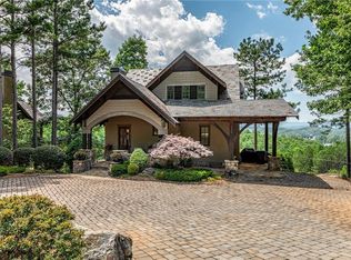 135 Button Bush Trl, Six Mile, SC 29682