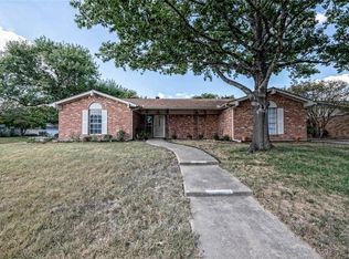 245 Laredo Dr, Hewitt, TX 76643