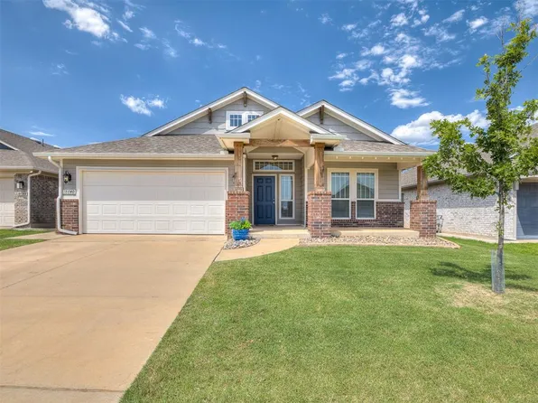 18640 Vivo Dr, Edmond, OK 73012