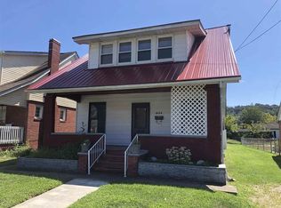 415 9th St, Huntington, WV 25701