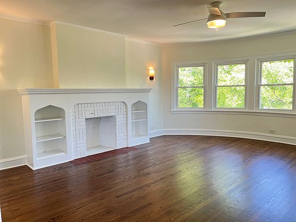 3rd image of 8906 Ewing Ave APT 3