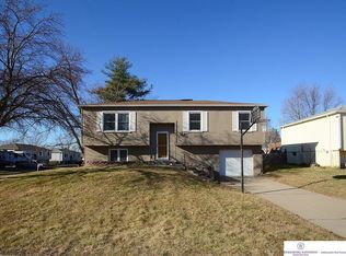 860 N 5th Ave, Springfield, NE 68059
