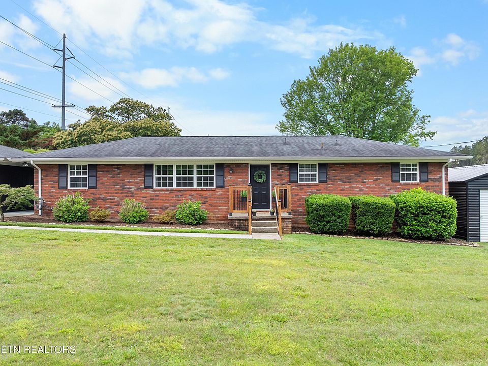 1st image of 625 W Grinnell Cir