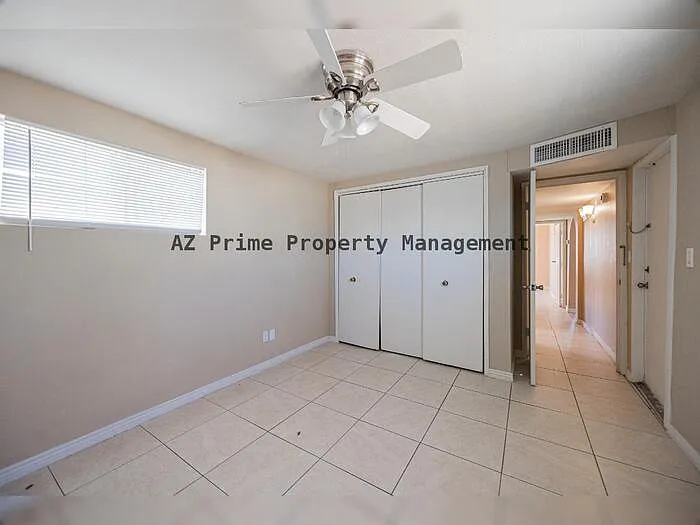 2830 E Sheridan St — Photo 15