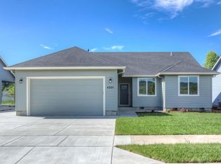 1210 Albatross Ct, Sweet Home, OR 97386