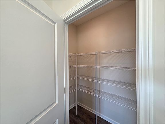4th image of 3178 Northerton Ct