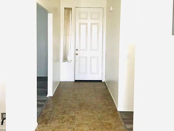 3rd image of 13609 Sandpiper Pl