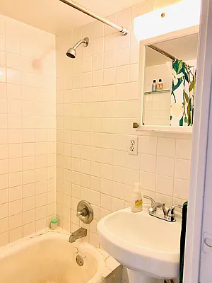 Rented by The Downtown LLC | media 24