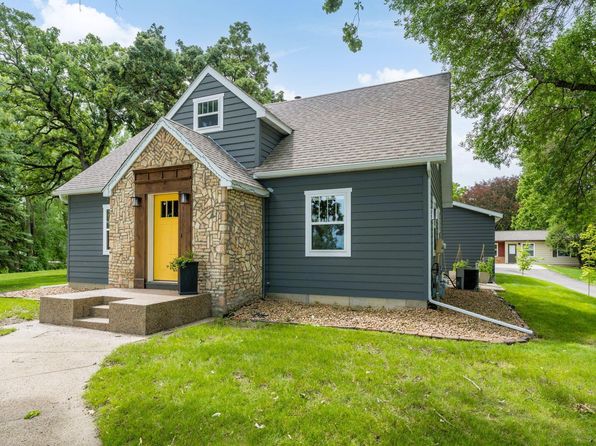 1208 Elm Ave E, Waseca, MN 56093
