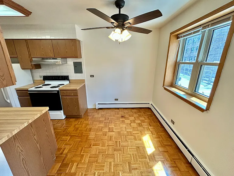 531 W Deming Place — Photo 31