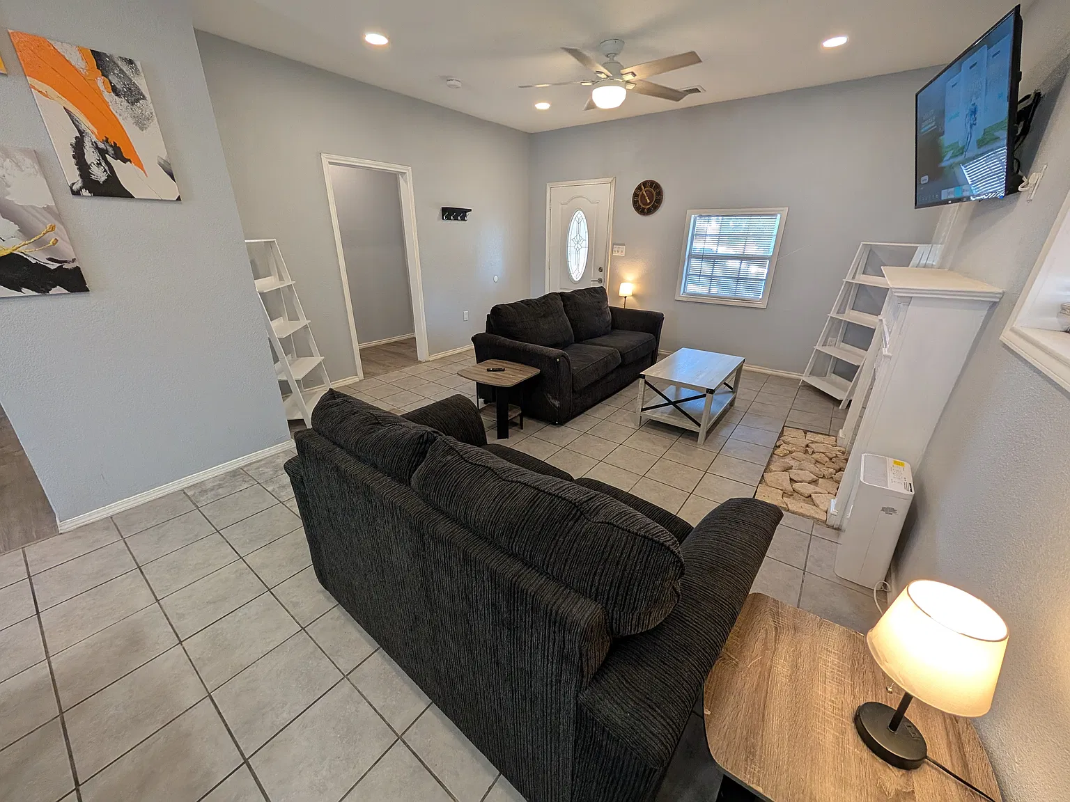 503 Nolan St — Photo 2