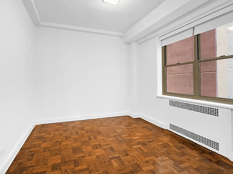 300 E 57th St #6H — Photo 4