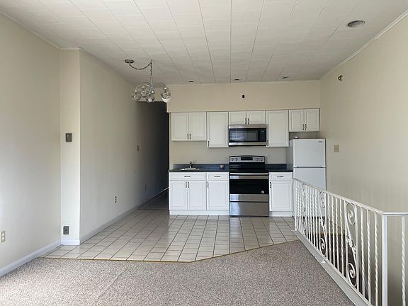 2nd image of 1129 E Passyunk Ave Floor 2