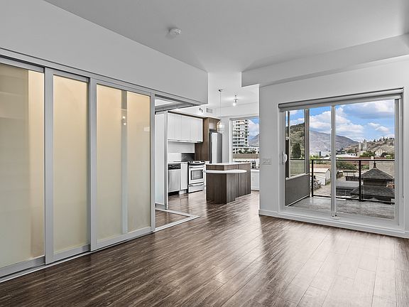 4th image of 1290 Saint Paul St #402
