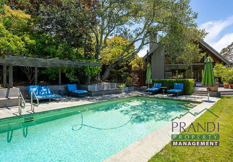 377 Summit Ave — Photo 33