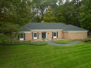 6208 Thunder Bluff Rd, Kalamazoo, MI 49009