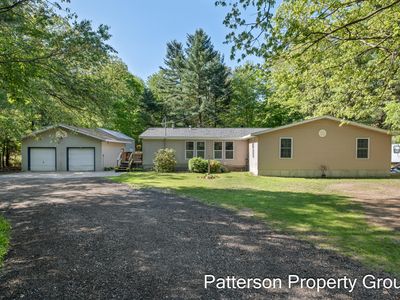 8229 E Apple Ave, Ravenna, MI, 49451