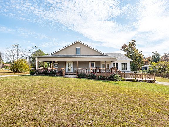 4th image of 793 Fisher Ln